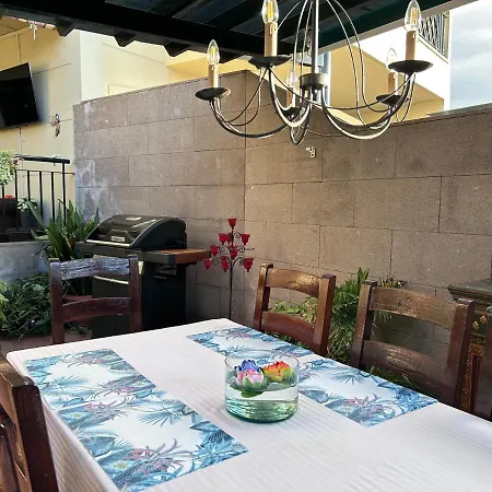 Ojos Bonitos דירה *