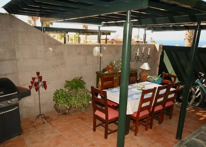 Ojos Bonitos Costa Adeje (Tenerife)